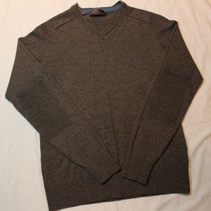 Rodd & Gunn European Yarn Long Sleeve Sweater